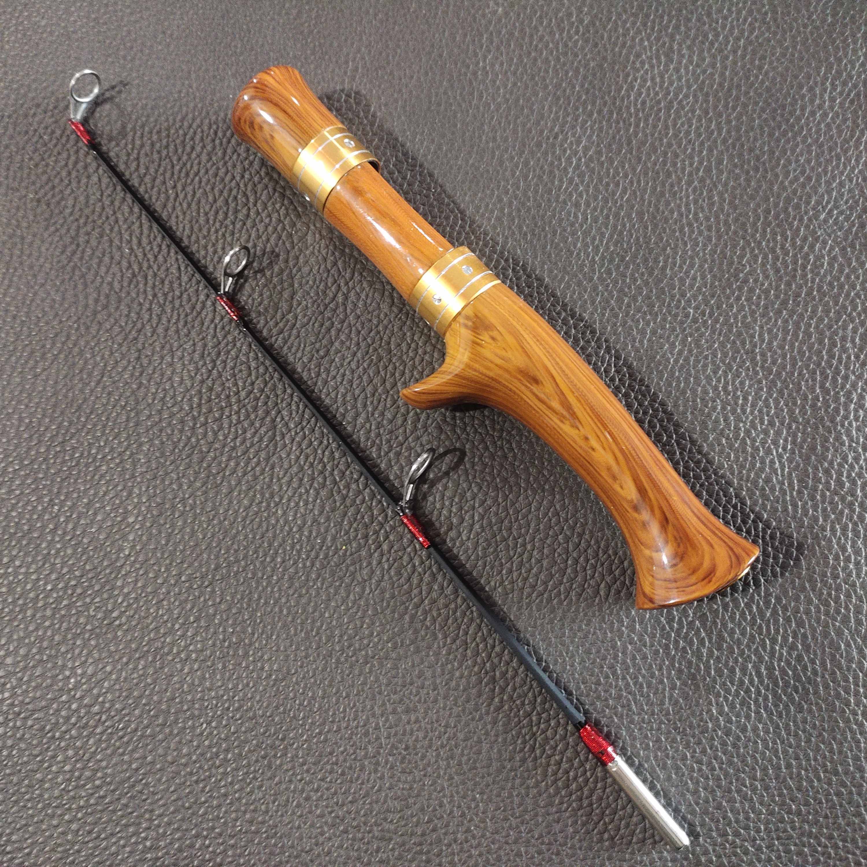 Gun handles and 30 centimeters
